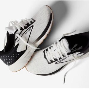 Brooks Women’s Anthem 7 Running Shoe Black White Athletic Sneakers Athleisure
